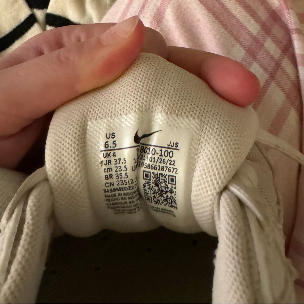 Nike Women’s Airmax 90s